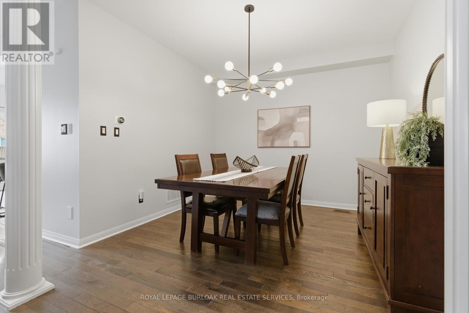 2267 Whistling Springs Crescent, Oakville, Ontario  L6M 5G5 - Photo 12 - W13031472