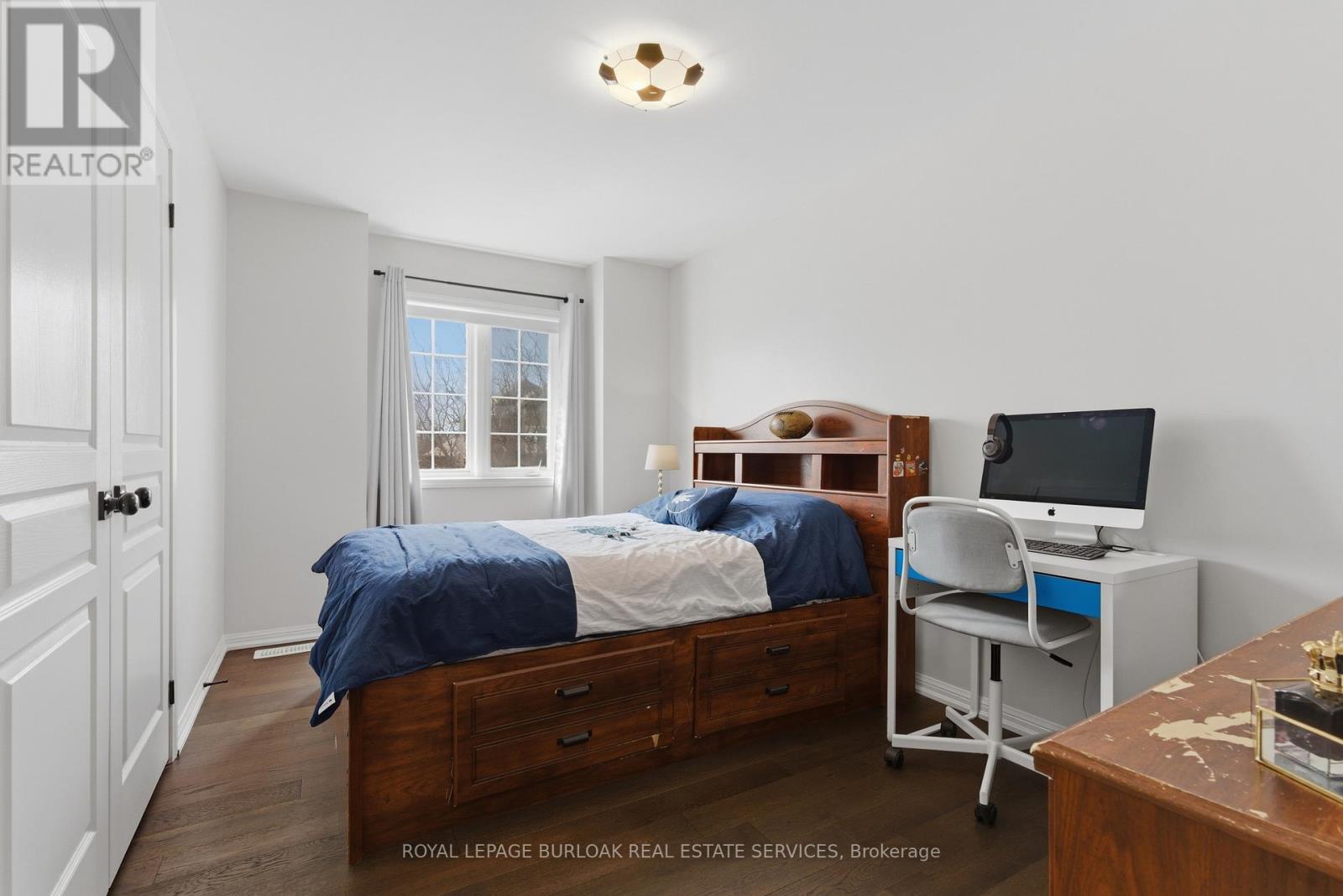 2267 Whistling Springs Crescent, Oakville, Ontario  L6M 5G5 - Photo 22 - W13031472