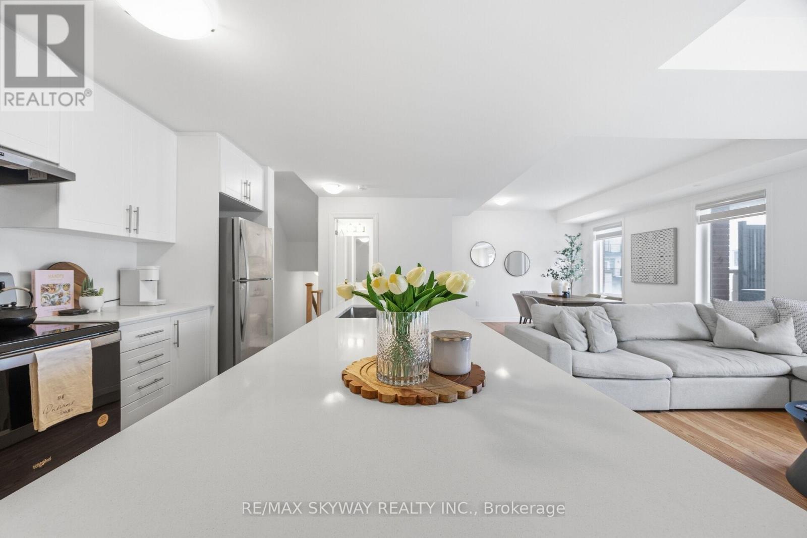 44 Springdale Avenue, Caledon, Ontario  L7C 4L4 - Photo 18 - W13031498