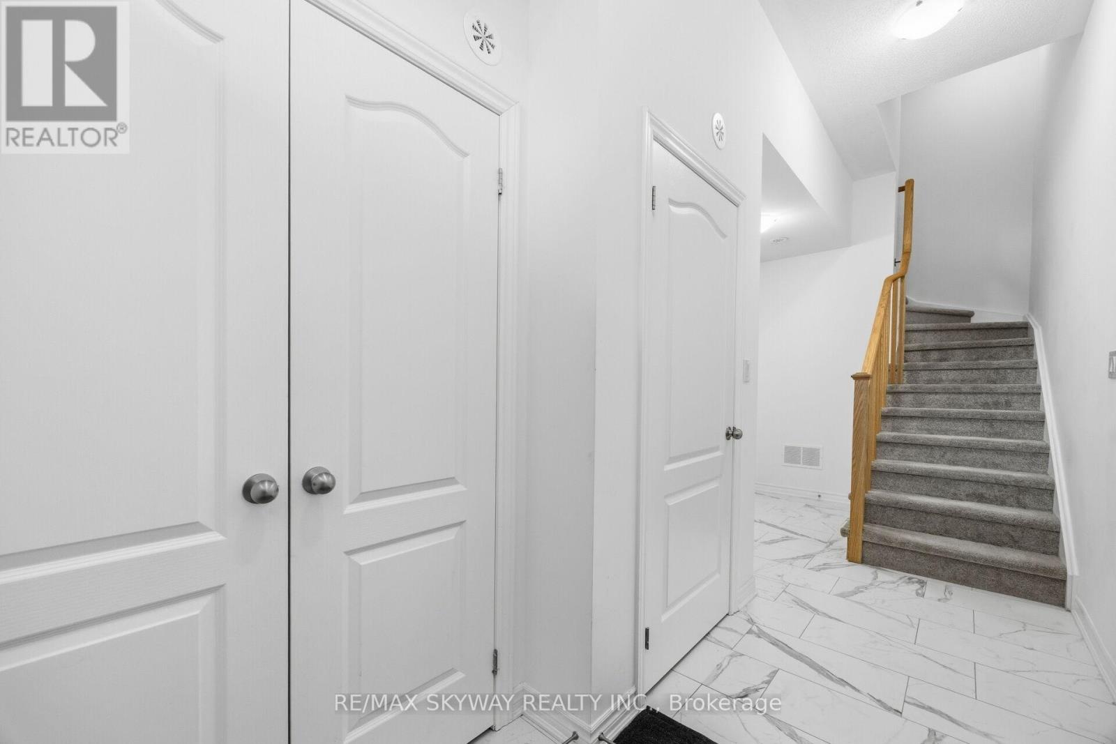 44 Springdale Avenue, Caledon, Ontario  L7C 4L4 - Photo 7 - W13031498