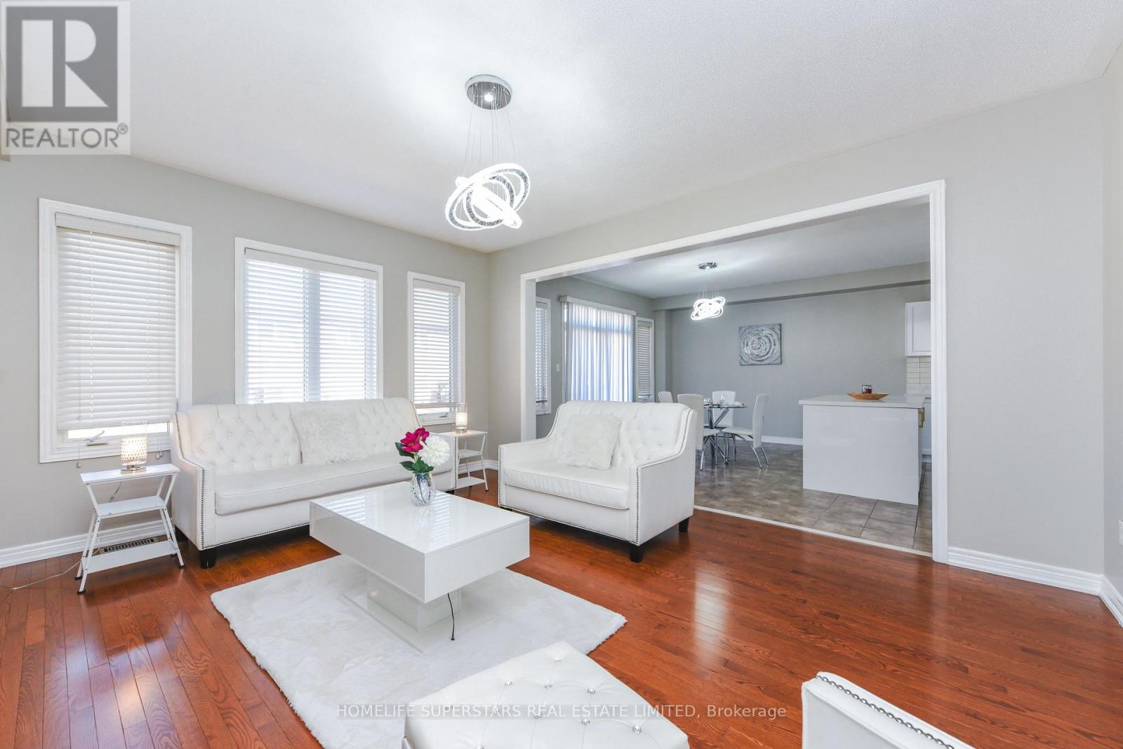 5 Amy Avenue, Brampton, Ontario  L6P 3L7 - Photo 3 - W13031508