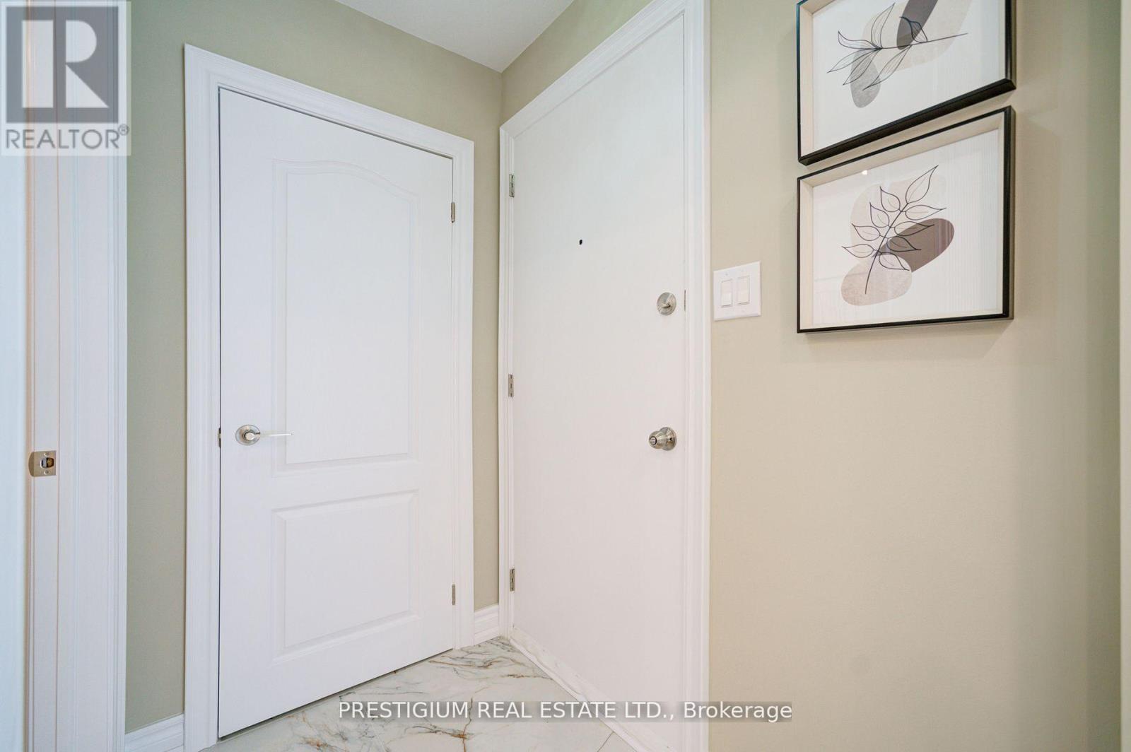 Upper Level - 6 Willis Drive, Brampton, Ontario  L6W 1A9 - Photo 4 - W13031516