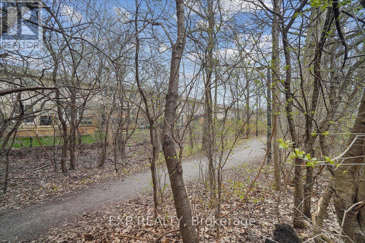 72 - 1556 Lancaster Drive, Oakville, Ontario  L6H 2Z4 - Photo 34 - W13031528