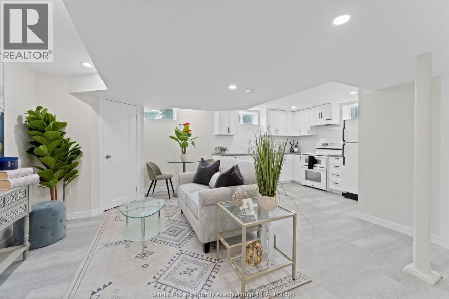 1655 Partington Avenue, Windsor, Ontario  N9E 2P9 - Photo 19 - 26008930