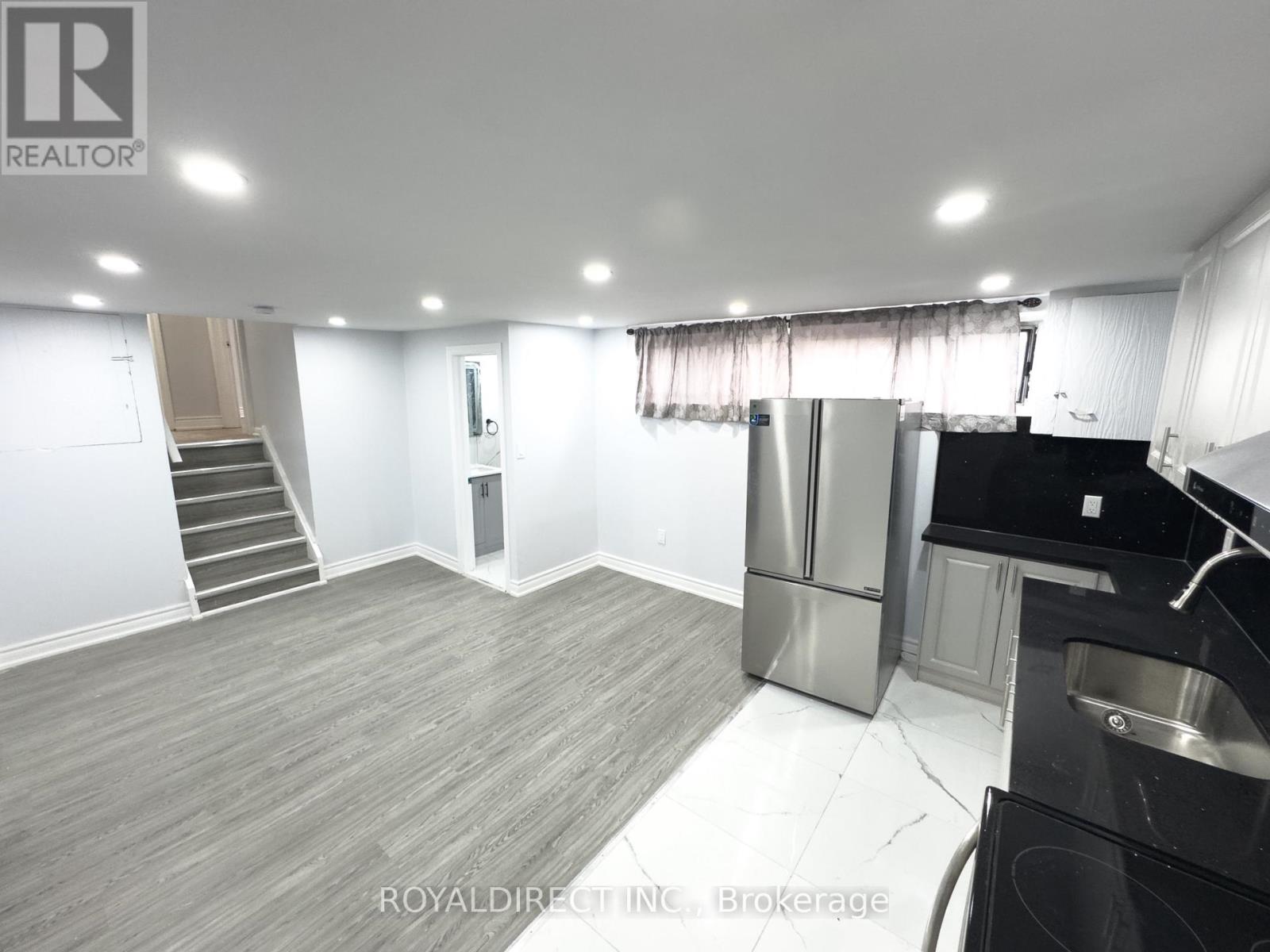 3261 Lawrence Avenue E, Toronto, Ontario  M1H 1A5 - Photo 9 - E12882224