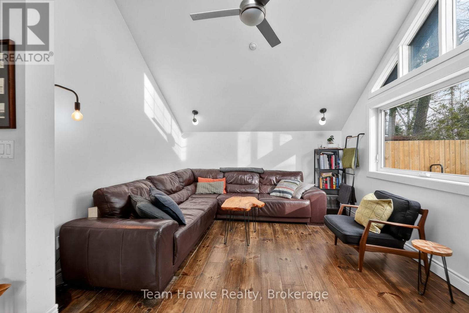 283 Tiny Beaches Road S, Tiny, Ontario  L0L 2J0 - Photo 21 - S12946308