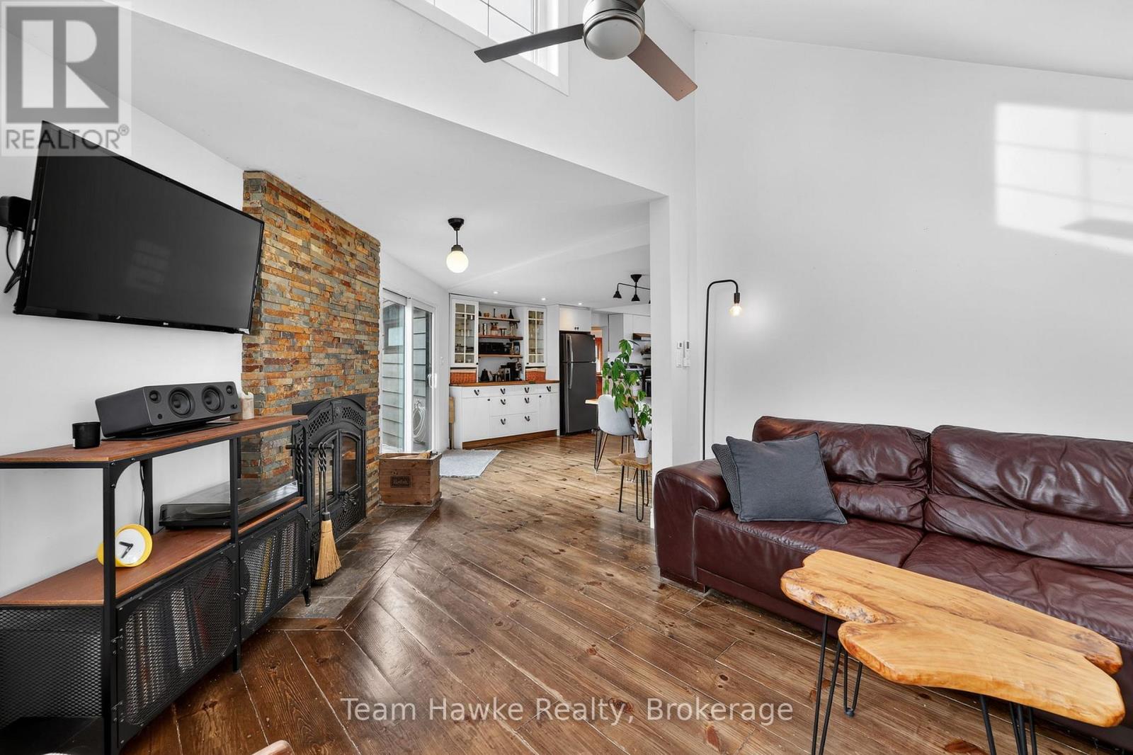 283 Tiny Beaches Road S, Tiny, Ontario  L0L 2J0 - Photo 19 - S12946308