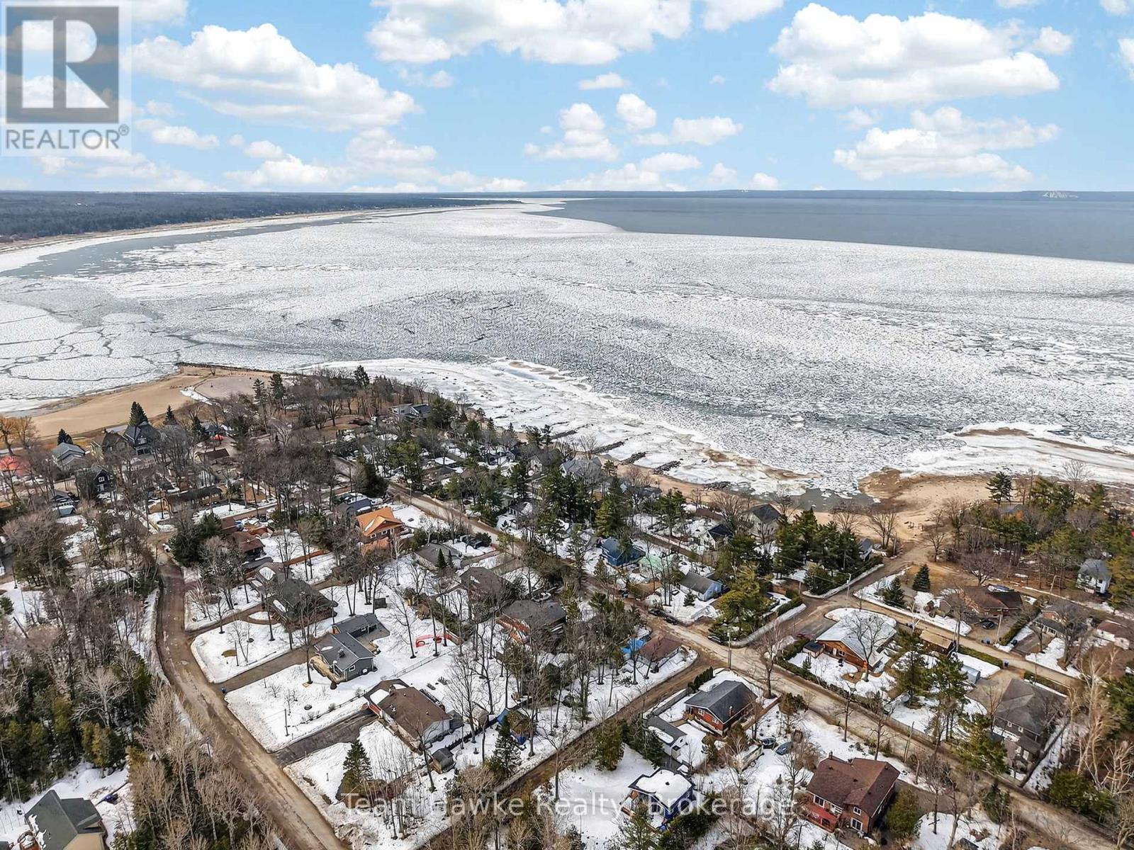 283 Tiny Beaches Road S, Tiny, Ontario  L0L 2J0 - Photo 35 - S12946308