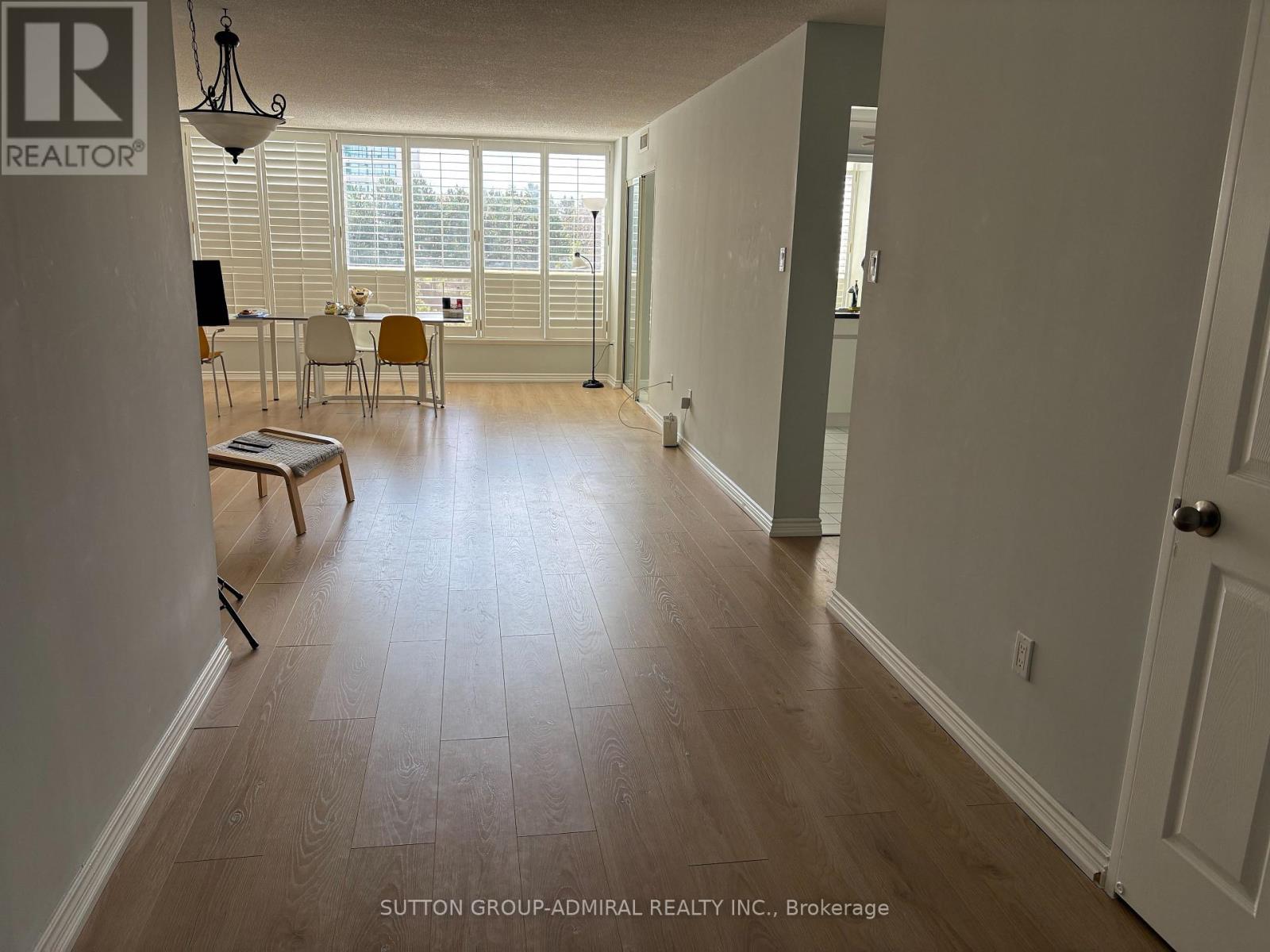 701 - 1 Clark Avenue W, Vaughan, Ontario  L4J 7Y6 - Photo 2 - N13027652