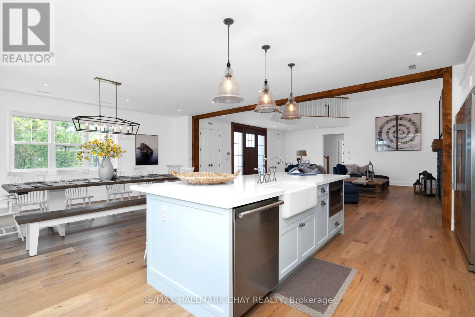 395 Eastdale Drive, Wasaga Beach, Ontario  L9Z 2P4 - Photo 14 - S12910050