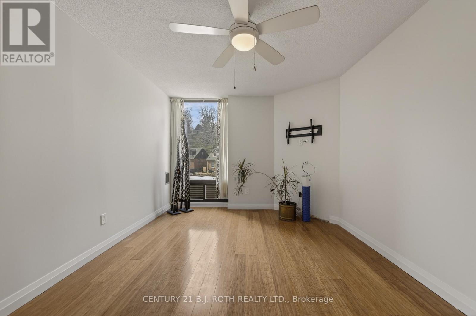 301 - 181 Collier Street, Barrie, Ontario  L4M 5L6 - Photo 15 - S12843760