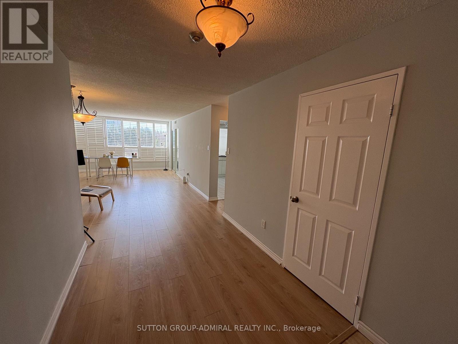 701 - 1 Clark Avenue W, Vaughan, Ontario  L4J 7Y6 - Photo 3 - N13027652