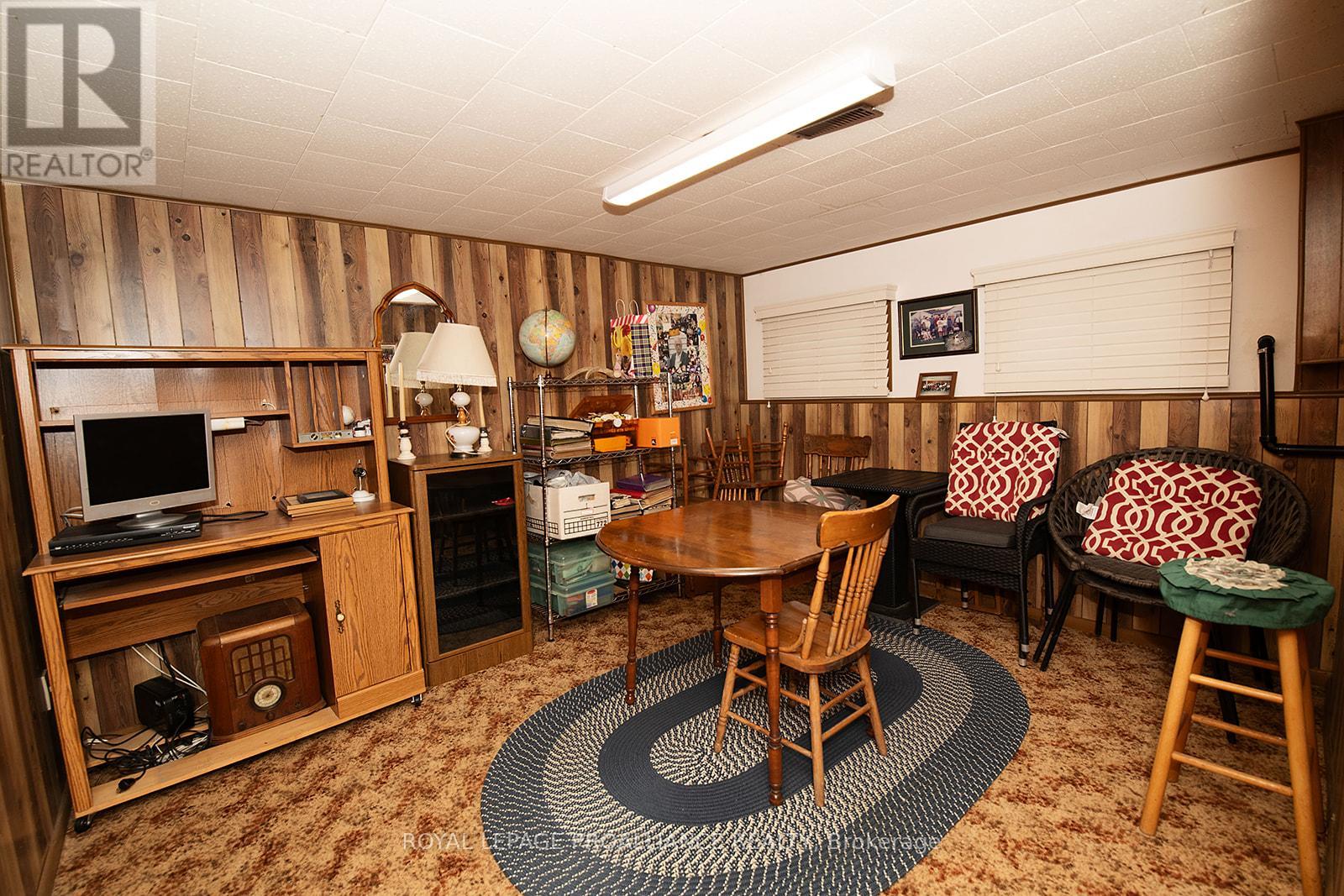 35 Morris Drive, Belleville, Ontario  K8P 5B3 - Photo 21 - X12888544