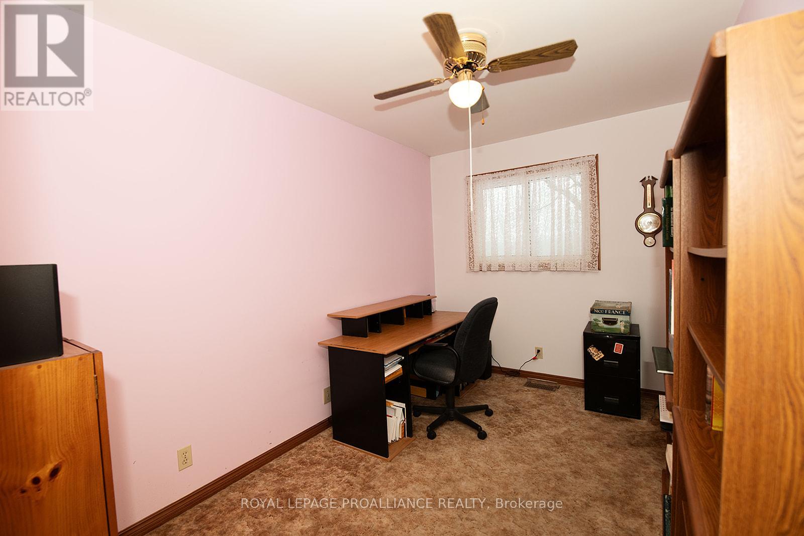 35 Morris Drive, Belleville, Ontario  K8P 5B3 - Photo 17 - X12888544