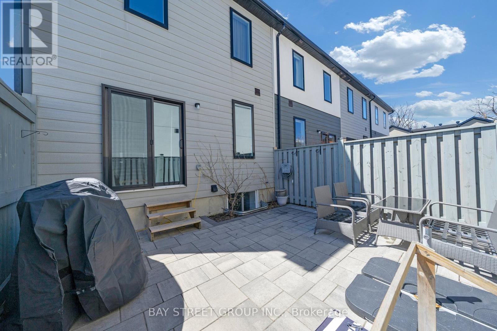 22 - 1 Stonehart Lane, Barrie, Ontario  L4M 7E8 - Photo 46 - S13001714