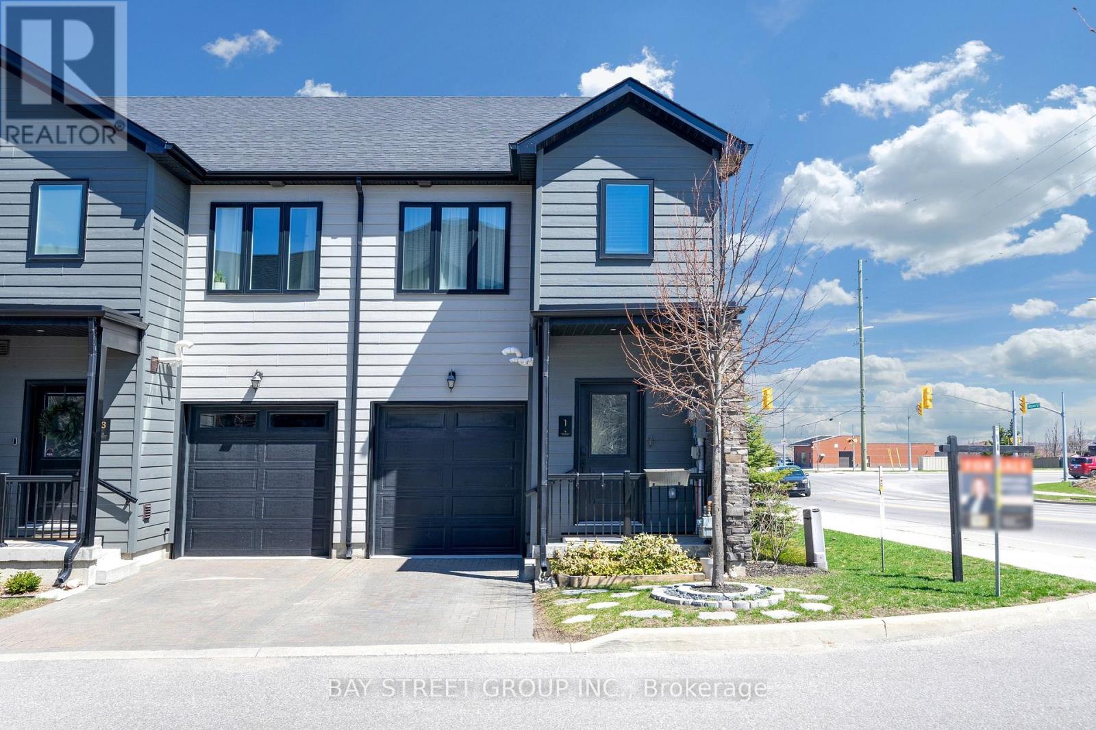 22 - 1 STONEHART LANE, Barrie, Ontario