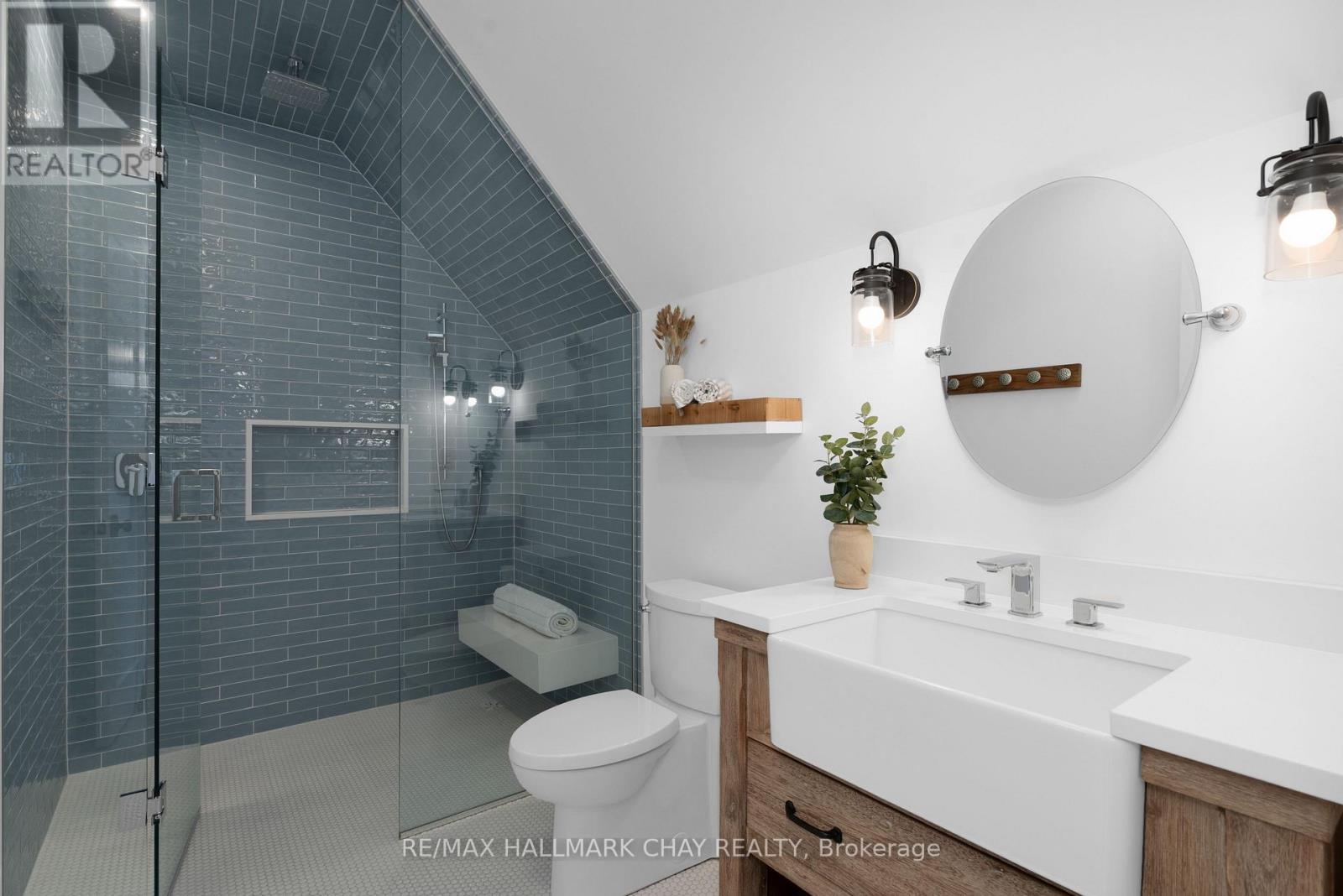 395 Eastdale Drive, Wasaga Beach, Ontario  L9Z 2P4 - Photo 38 - S12910050