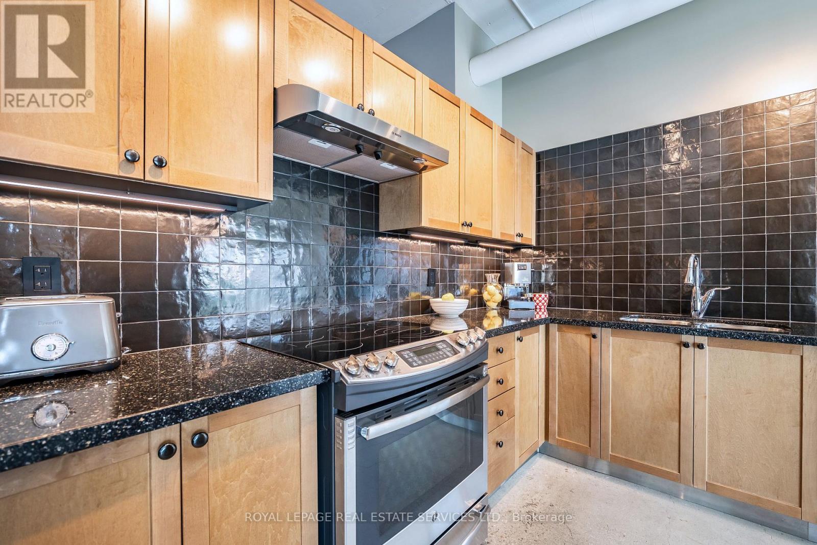 410 - 2 Fieldway Road, Toronto, Ontario  M8Z 0B9 - Photo 22 - W13028398