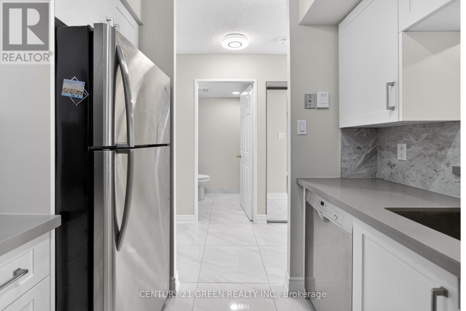 1101 - 265 Enfield Place, Mississauga, Ontario  L5B 3Y7 - Photo 7 - W13030048