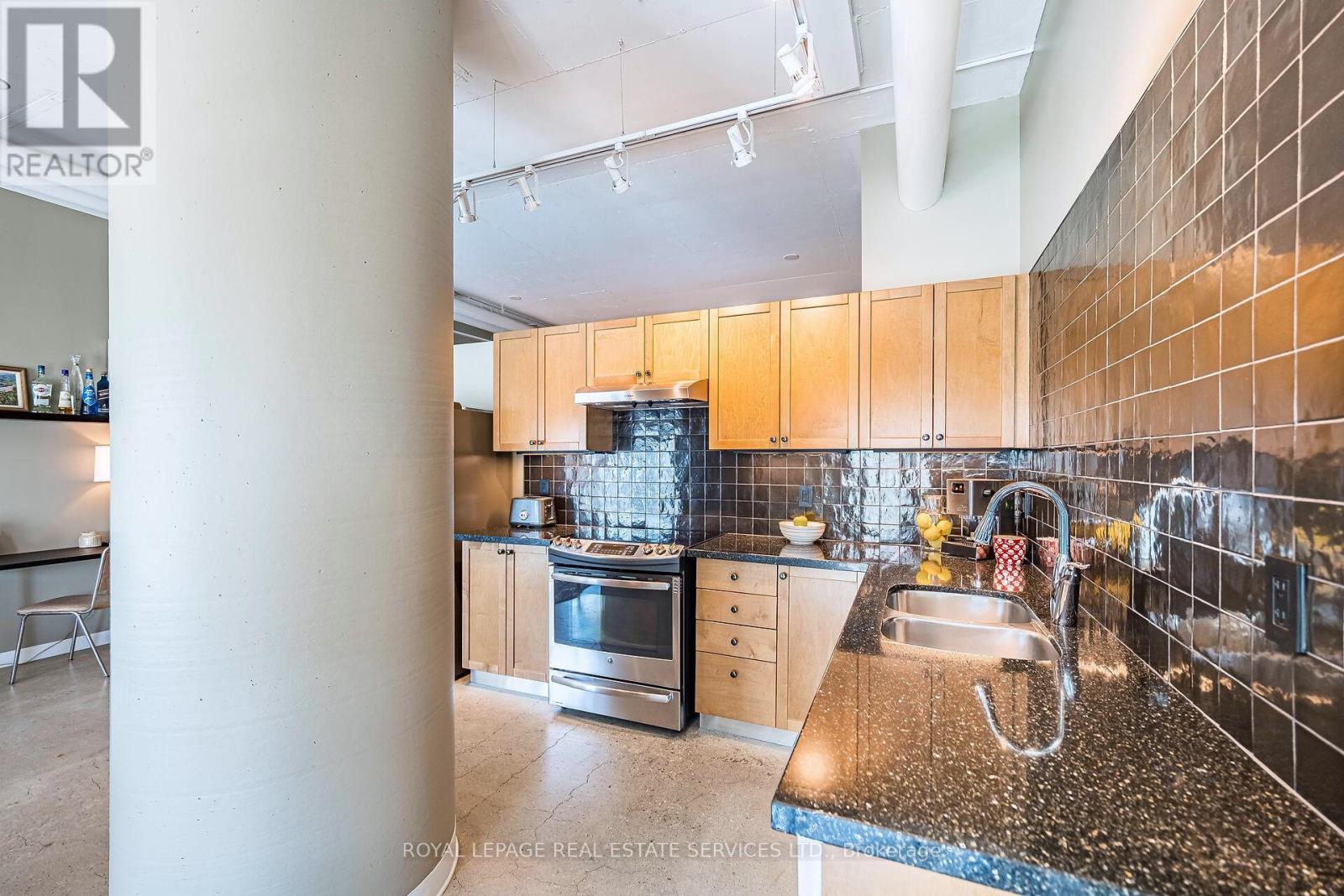 410 - 2 Fieldway Road, Toronto, Ontario  M8Z 0B9 - Photo 19 - W13028398