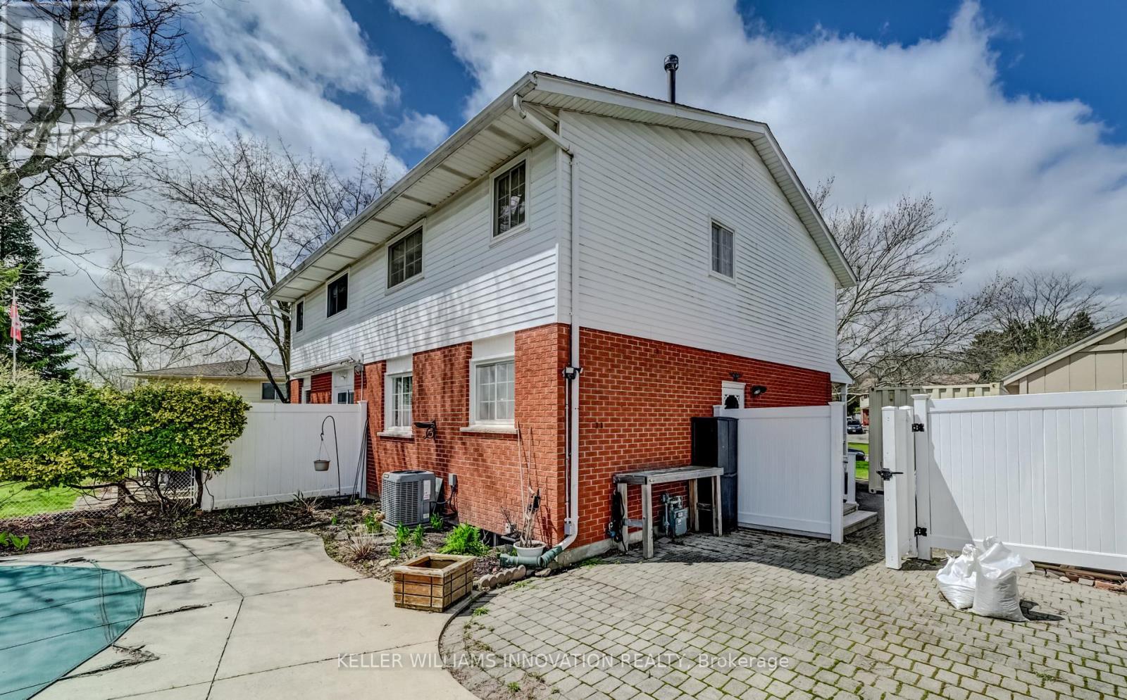 33 Carlyle Place, Kitchener, Ontario  N2P 1R6 - Photo 31 - X13031296