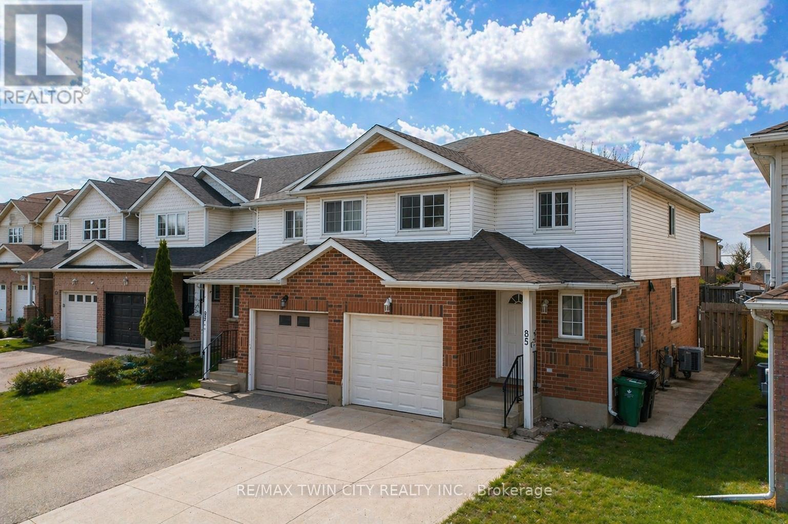 85 Activa Avenue, Kitchener, Ontario  N2E 3R4 - Photo 2 - X13031306