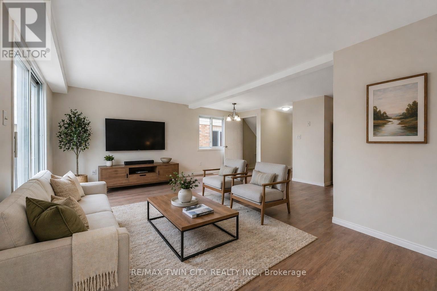 85 Activa Avenue, Kitchener, Ontario  N2E 3R4 - Photo 4 - X13031306