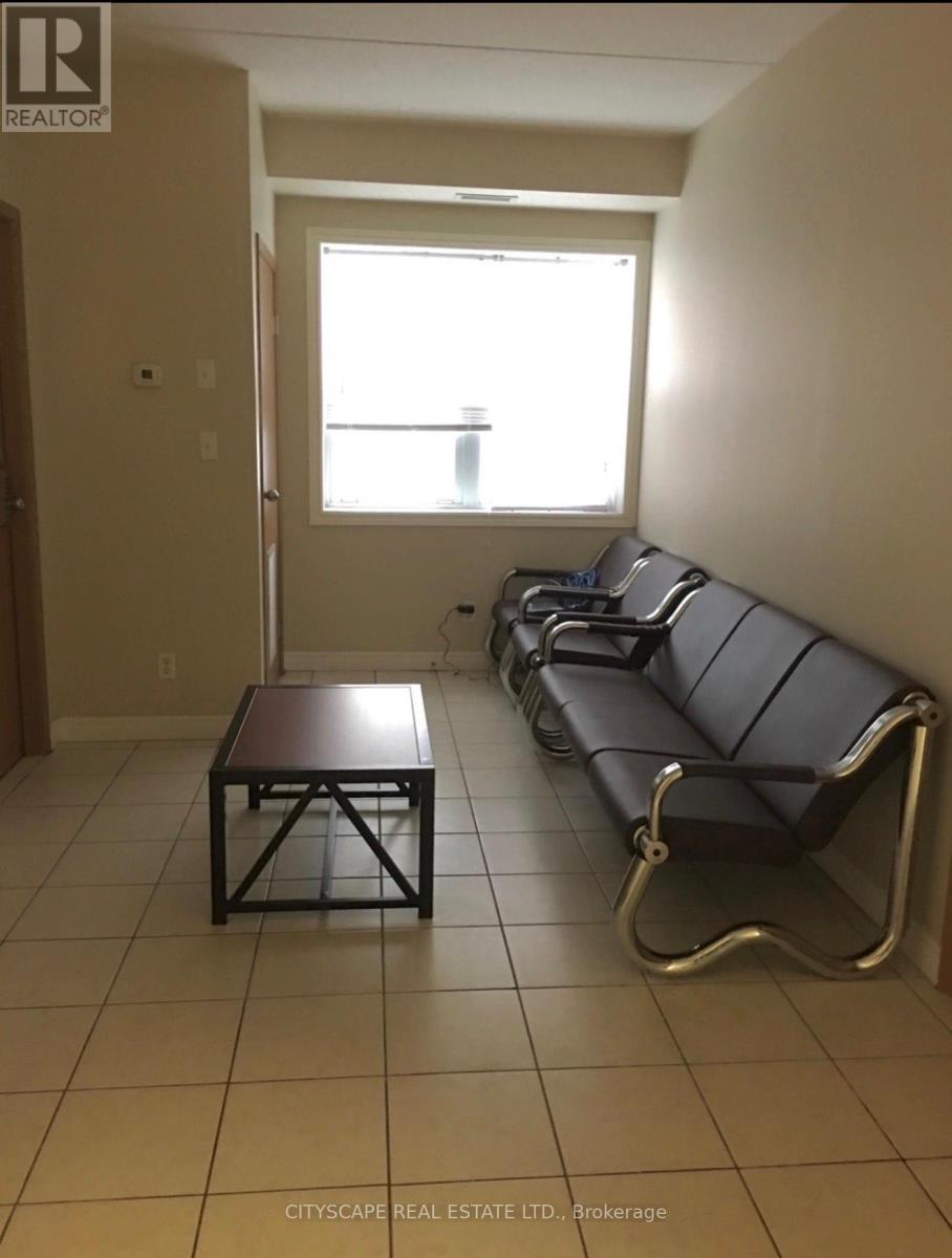 #104 - 253 Lester Street, Waterloo, Ontario  N2L 3W6 - Photo 4 - X13031346