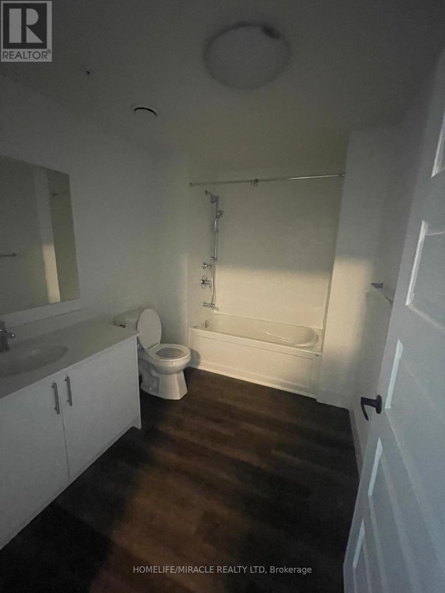 204 - 103 Rogers Street, Waterloo, Ontario  N2J 1A4 - Photo 8 - X13031438