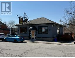 9 MAIN STREET N, Hamilton, Ontario
