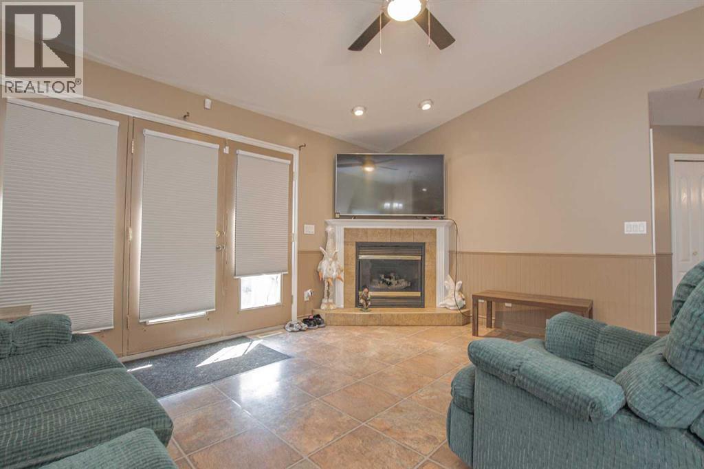 6017 90a Street, Grande Prairie, Alberta  T8W 2N4 - Photo 7 - A2303463