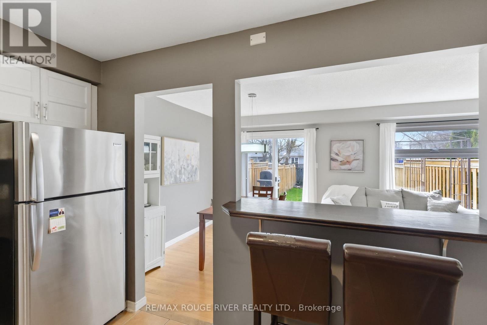 17 Elford Drive, Clarington, Ontario  L1C 4R3 - Photo 6 - E13031636