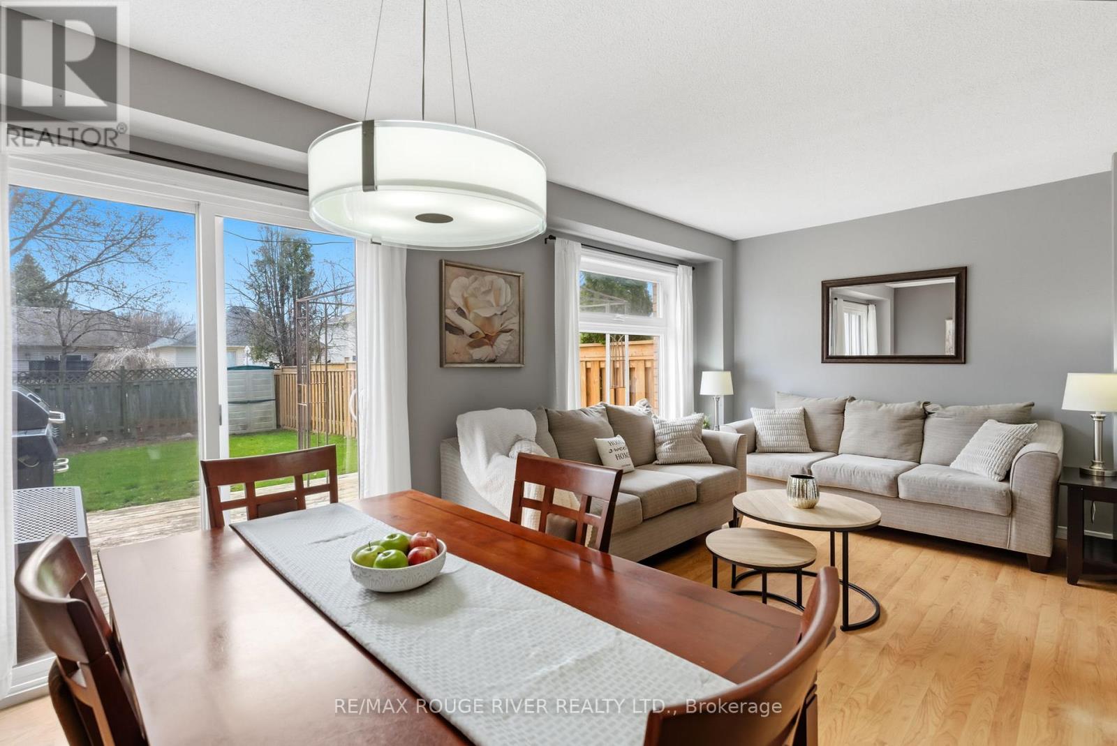 17 Elford Drive, Clarington, Ontario  L1C 4R3 - Photo 9 - E13031636