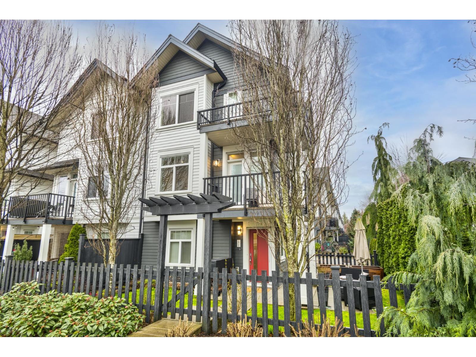 42 7665 209 Street, Langley, British Columbia  V2Y 0V2 - Photo 1 - R3101044