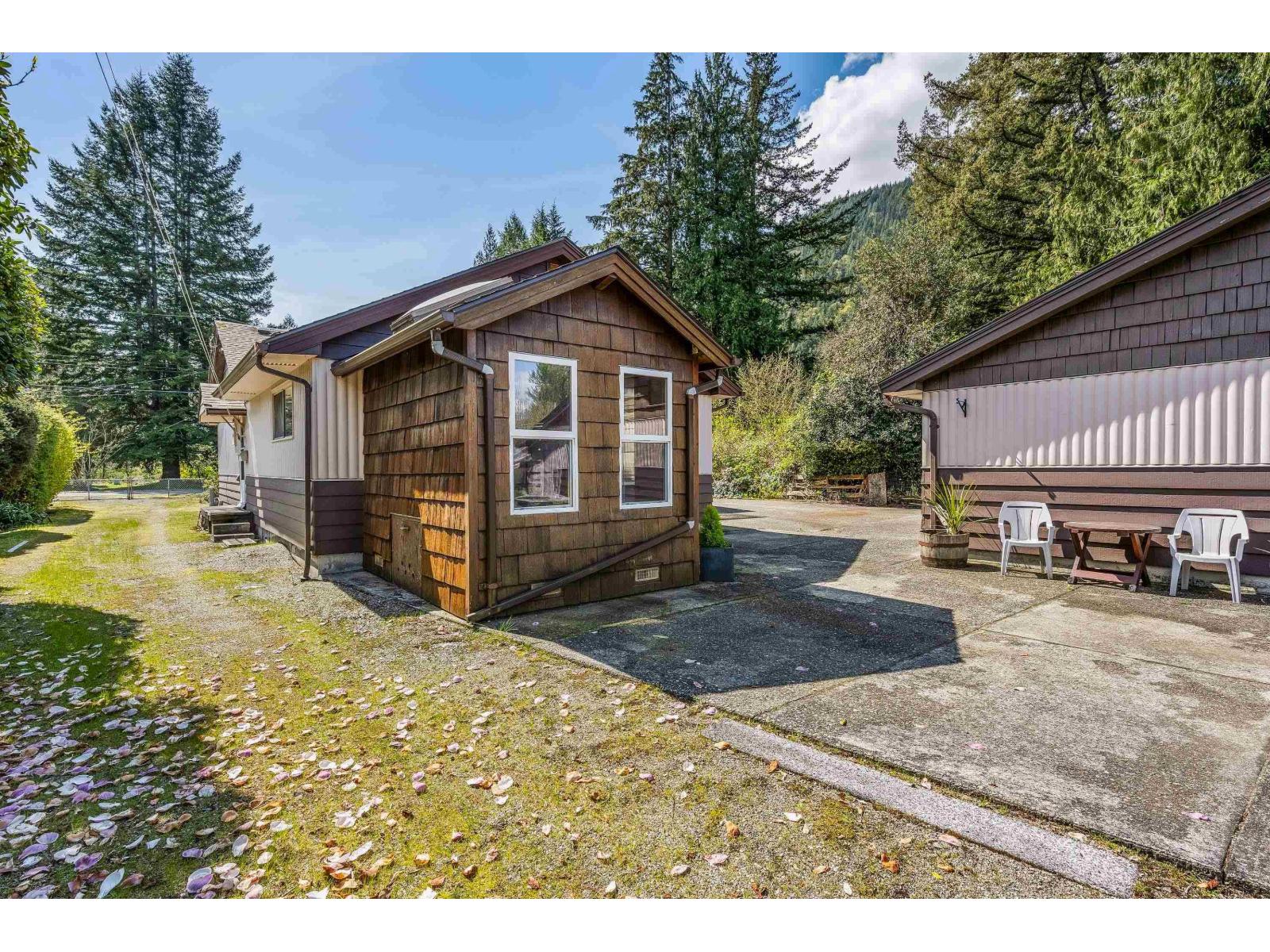 455 Pine Avenue, Harrison Hot Springs, Harrison Hot Springs, British Columbia  V0M 1K0 - Photo 22 - R3114206