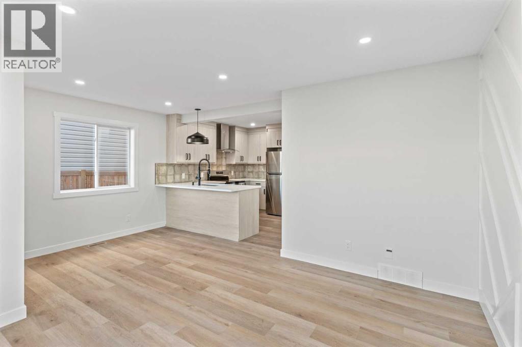 52 Martin Crossing Rise NE, Calgary, Alberta  T3J 3P1 - Photo 13 - A2287684