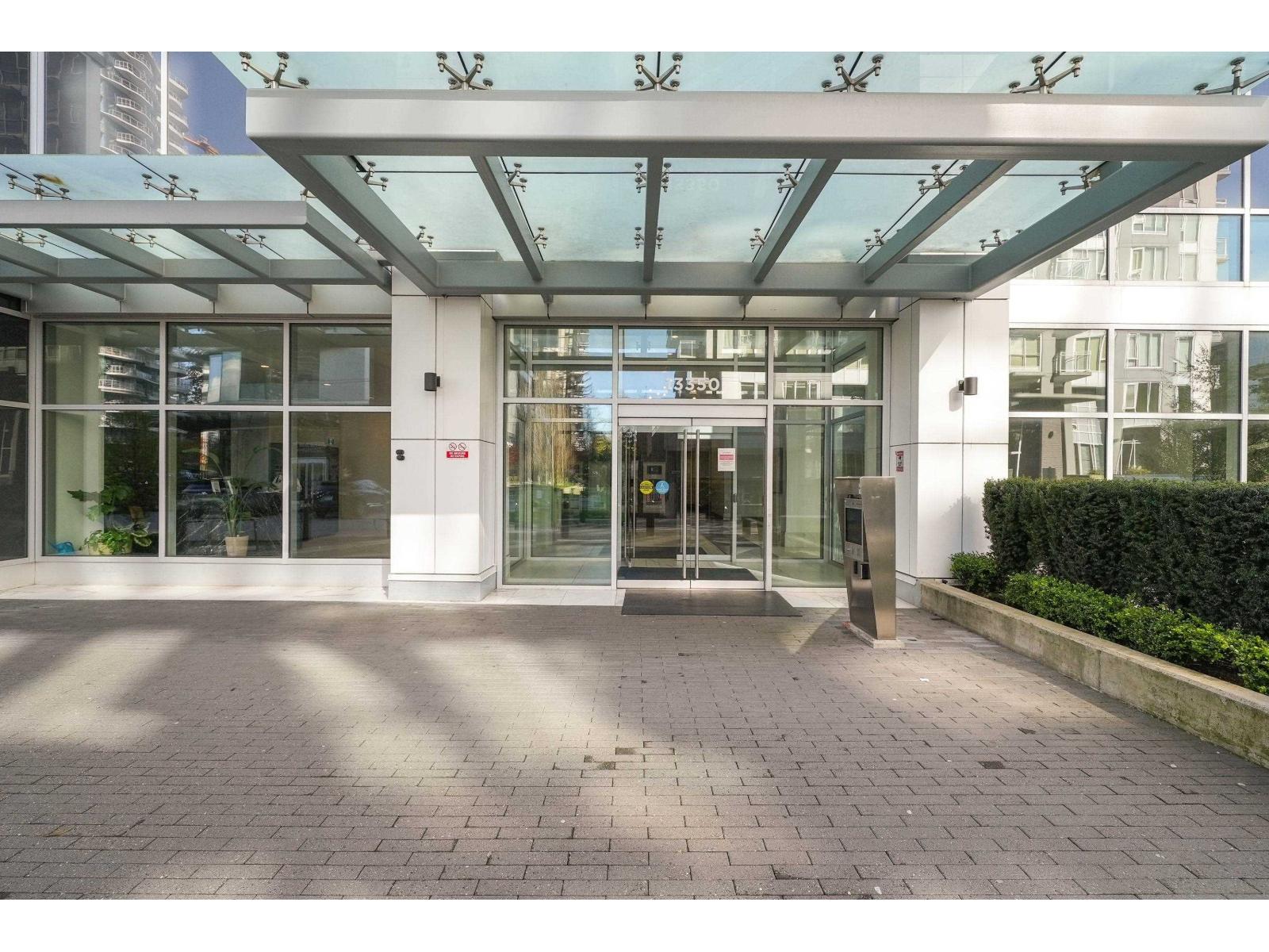 2308 13350 Central, Surrey, British Columbia  V3T 0S1 - Photo 4 - R3113500