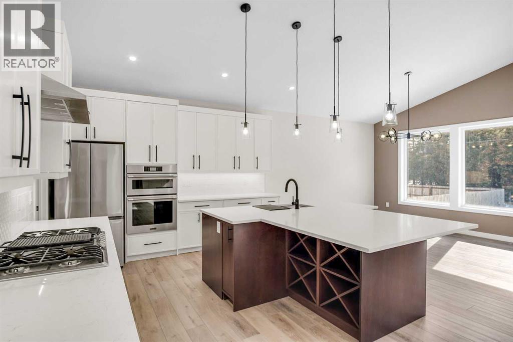 43 Viceroy Crescent, Olds, Alberta  T4H 0G2 - Photo 9 - A2293729