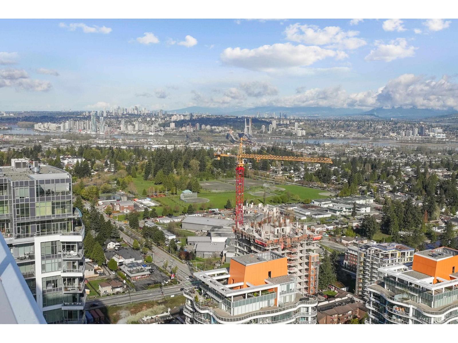 2308 13350 Central, Surrey, British Columbia  V3T 0S1 - Photo 30 - R3113500