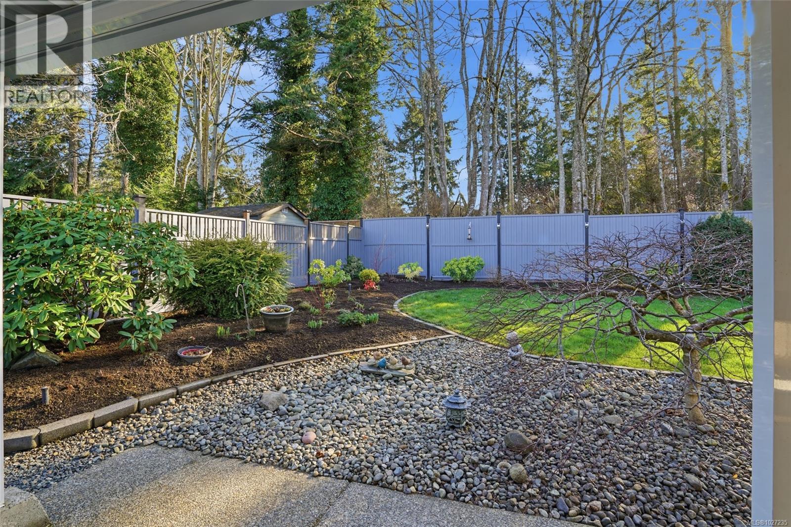 1148 Clubhouse Dr, Qualicum Beach, British Columbia  V9K 1C4 - Photo 16 - 1027235