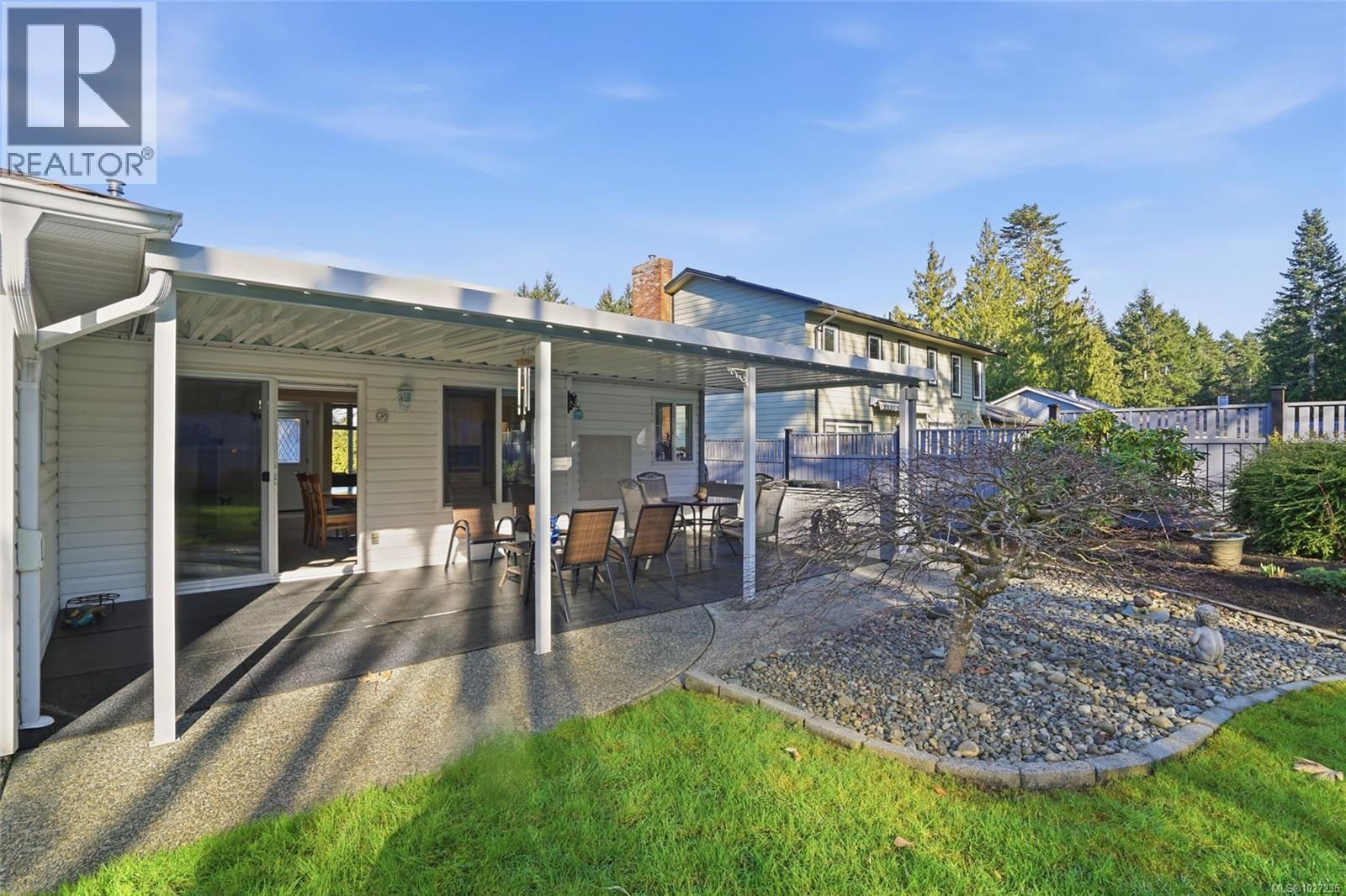 1148 Clubhouse Dr, Qualicum Beach, British Columbia  V9K 1C4 - Photo 47 - 1027235