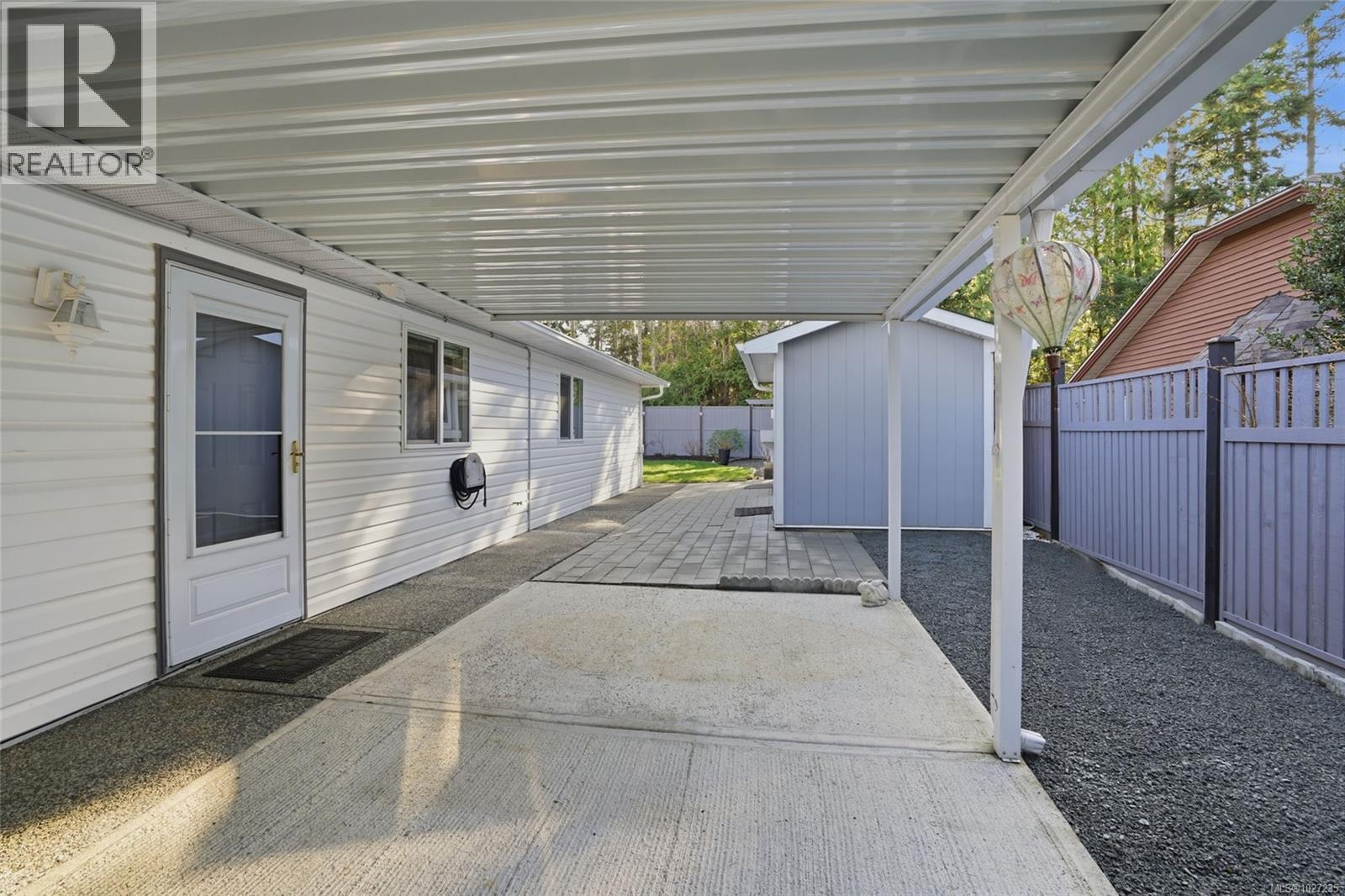 1148 Clubhouse Dr, Qualicum Beach, British Columbia  V9K 1C4 - Photo 37 - 1027235