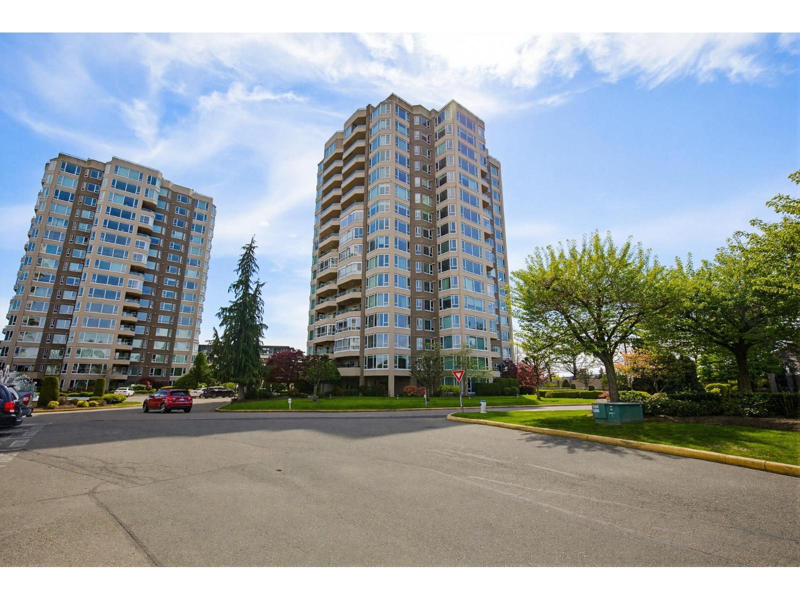 403 3150 Gladwin Road, Abbotsford, British Columbia  V2T 5S9 - Photo 3 - R3111805