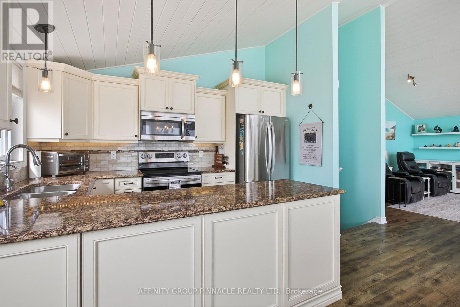 73 Admiral Drive, Kawartha Lakes (Fenelon), Ontario  K0M 1G0 - Photo 18 - X13031668