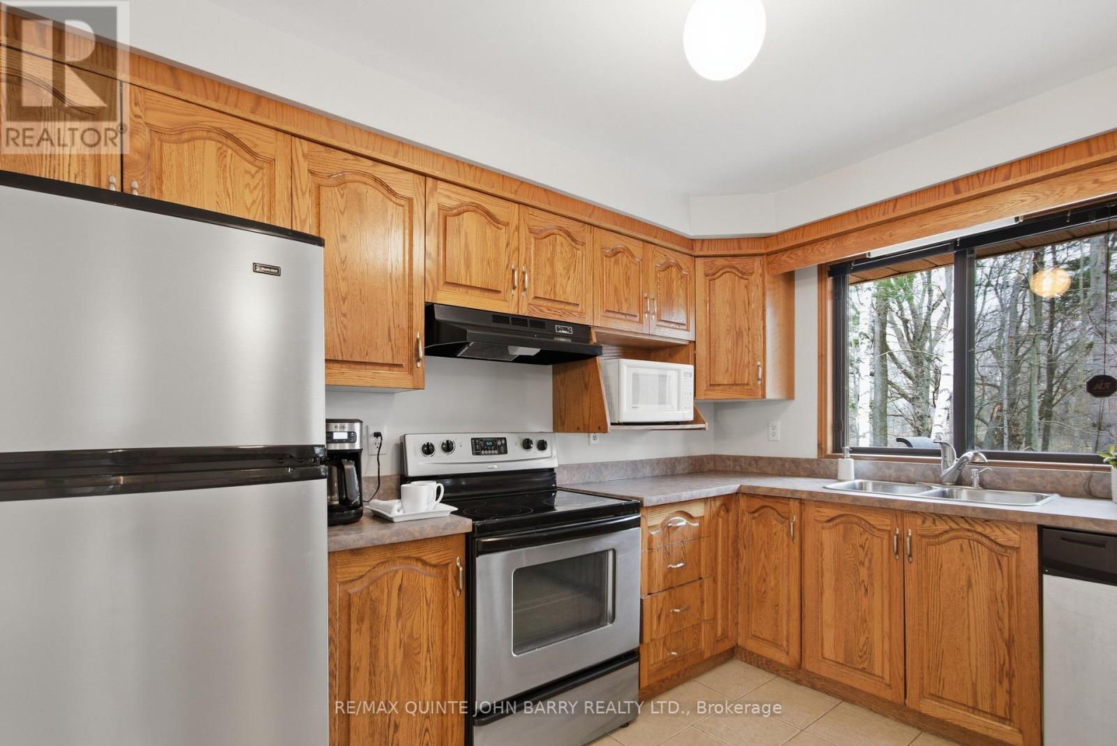 46 Twelve O'clock Pt Road, Quinte West (Murray Ward), Ontario  K0K 1L0 - Photo 16 - X13031706