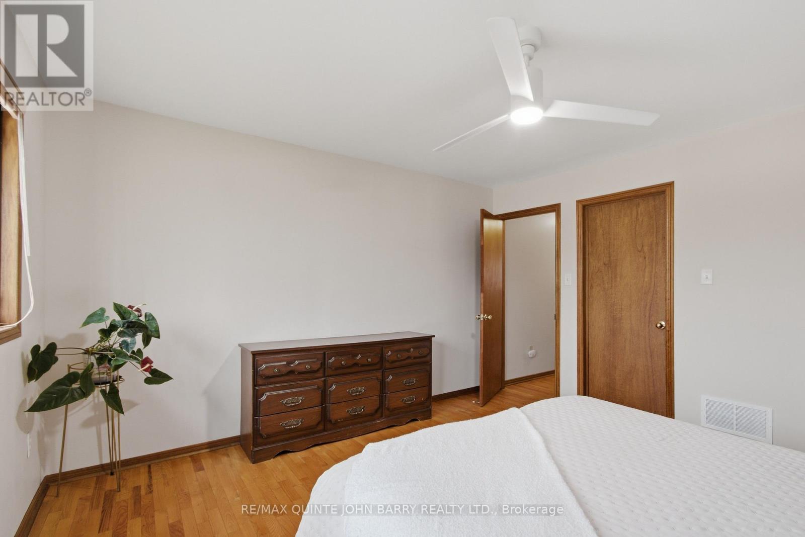 46 Twelve O'clock Pt Road, Quinte West (Murray Ward), Ontario  K0K 1L0 - Photo 20 - X13031706