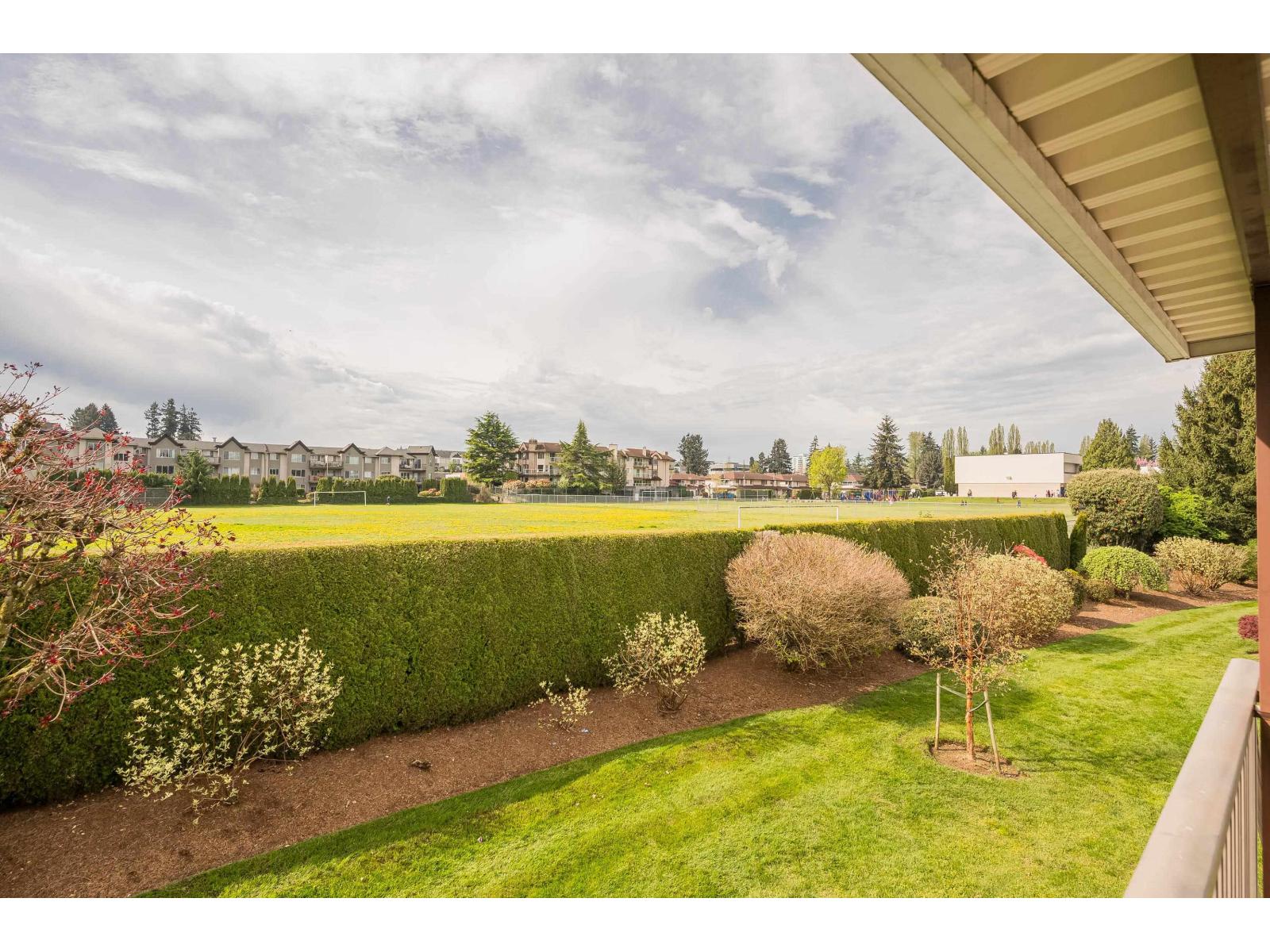 57 32718 Garibaldi Drive, Abbotsford, British Columbia  V2T 5T6 - Photo 8 - R3114132