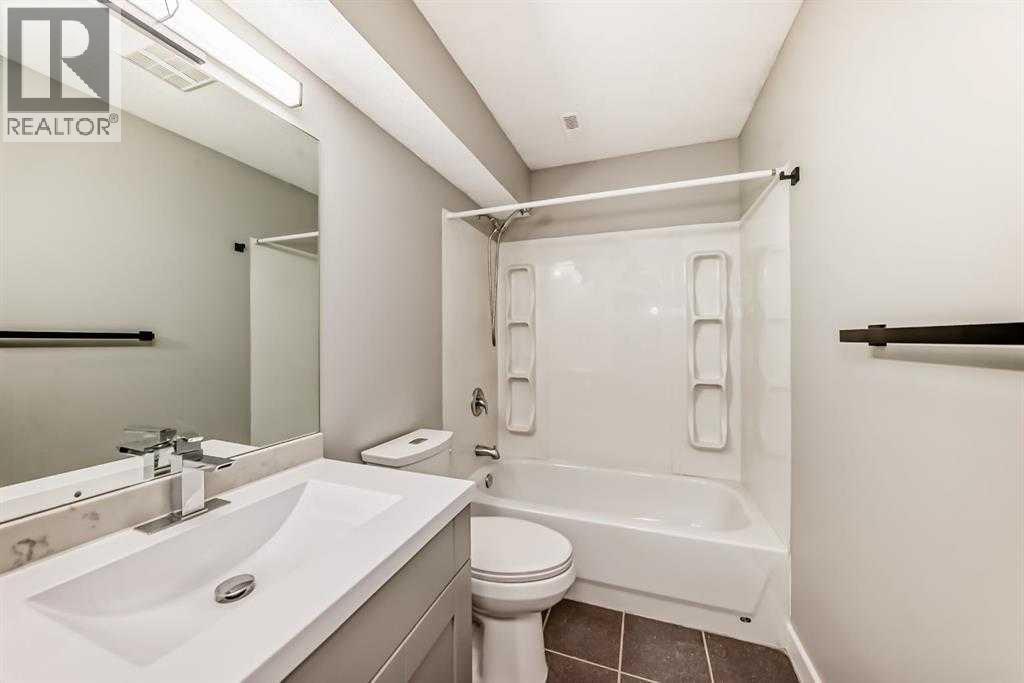 125 Lakeview Shores, Chestermere, Alberta  T1X 1H1 - Photo 41 - A2303179