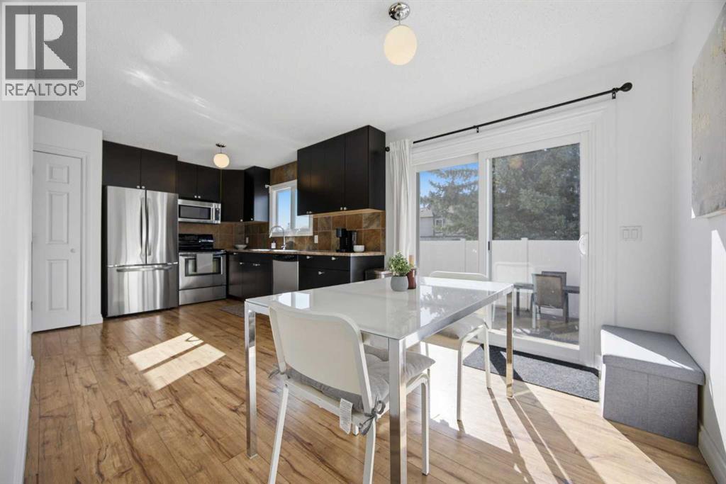 221 Deerpoint Lane Se, Calgary, Alberta  T2J 6M6 - Photo 12 - A2304085