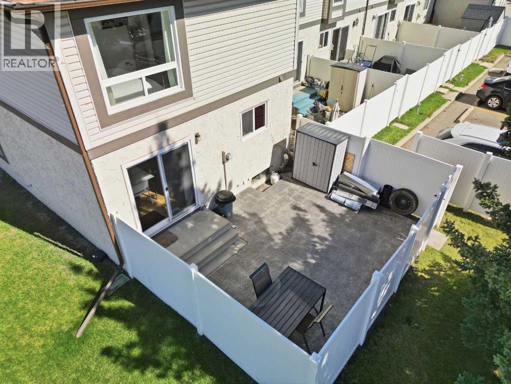 221 Deerpoint Lane Se, Calgary, Alberta  T2J 6M6 - Photo 30 - A2304085